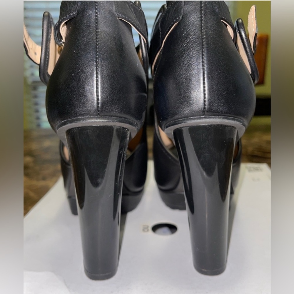 H&M Peep-Toe Ankle Boots with Tassels - Picture 4 of 4